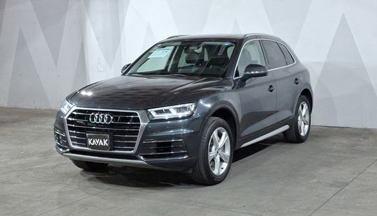 Audi • Q5