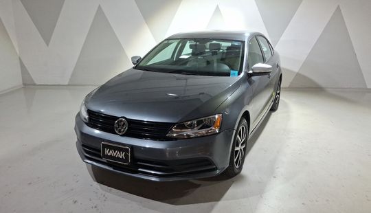 Volkswagen • Jetta