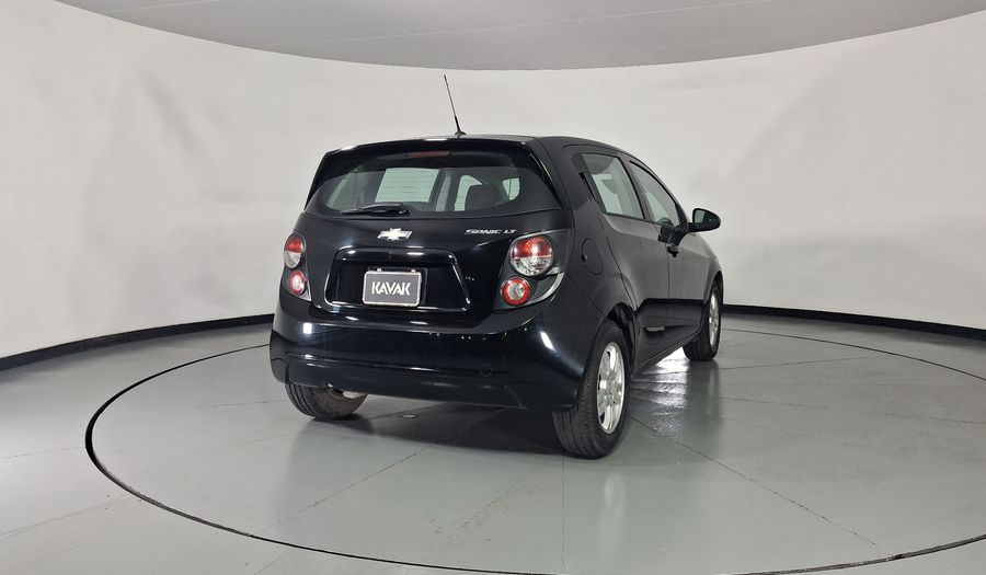 Chevrolet Sonic 1.6 MT J LT Hatchback 2016