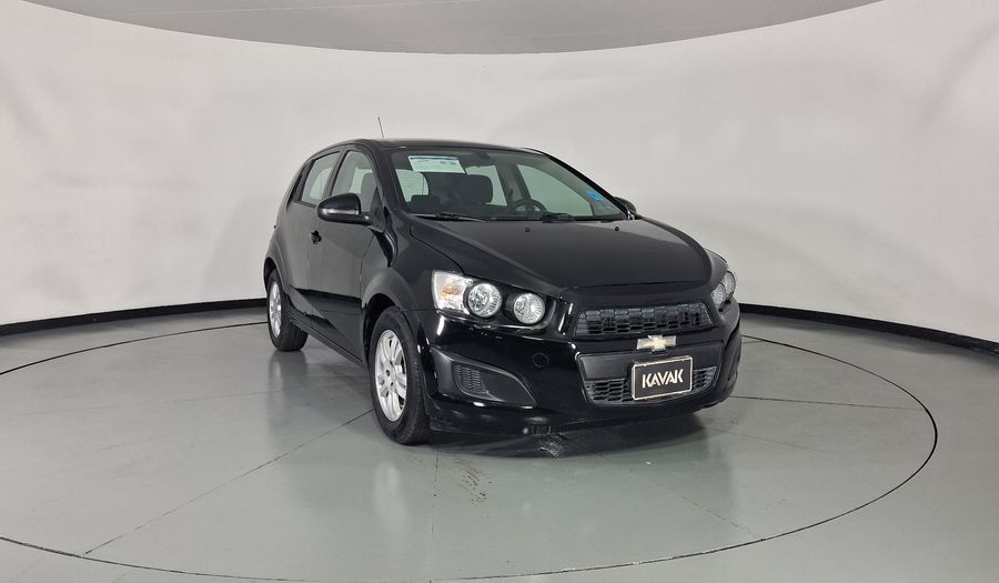 Chevrolet Sonic 1.6 MT J LT Hatchback 2016