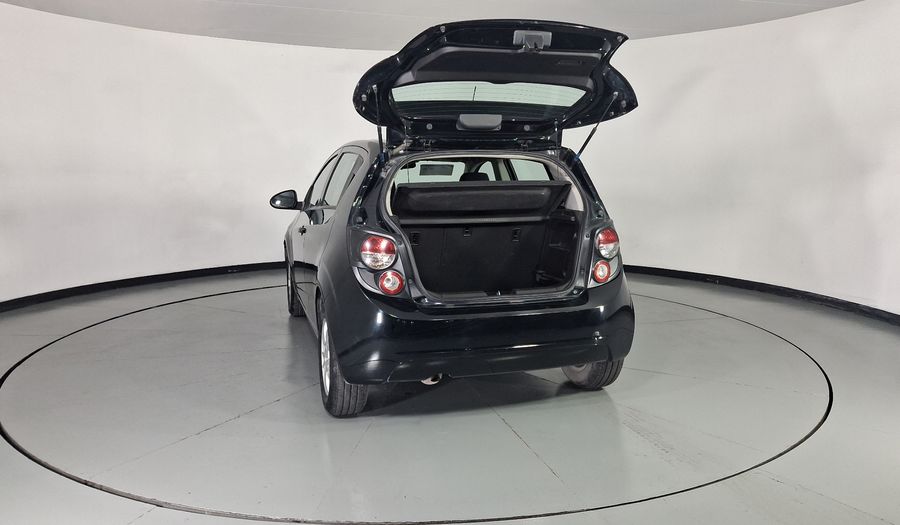 Chevrolet Sonic 1.6 MT J LT Hatchback 2016