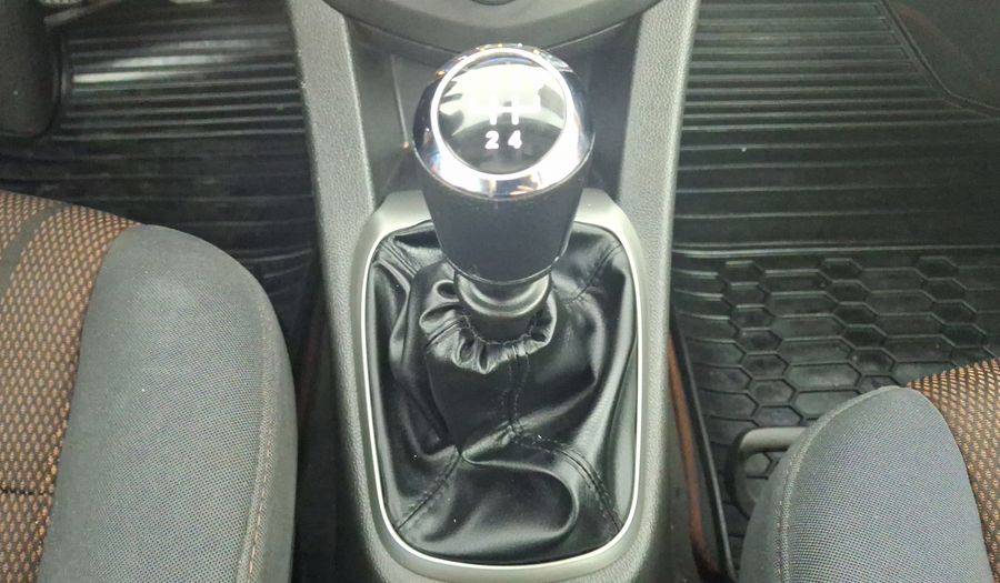 Chevrolet Sonic 1.6 MT J LT Hatchback 2016