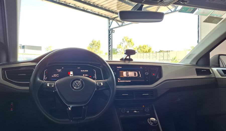 Volkswagen Virtus 1.6 MSI HIGHLINE Sedan 2018