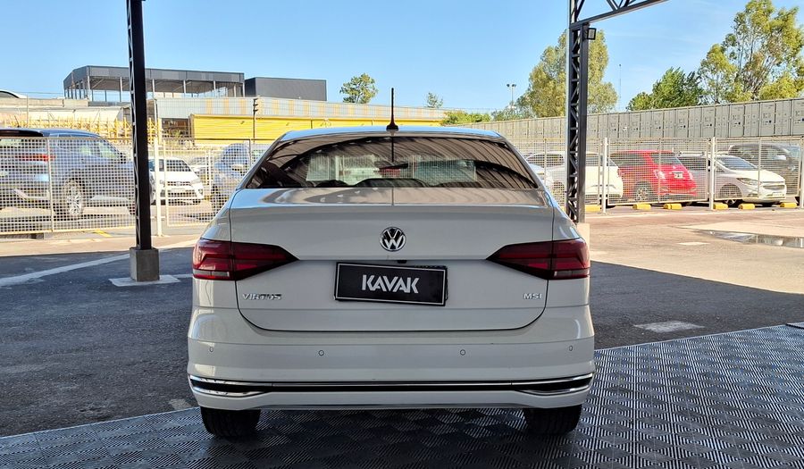 Volkswagen Virtus 1.6 MSI HIGHLINE Sedan 2018