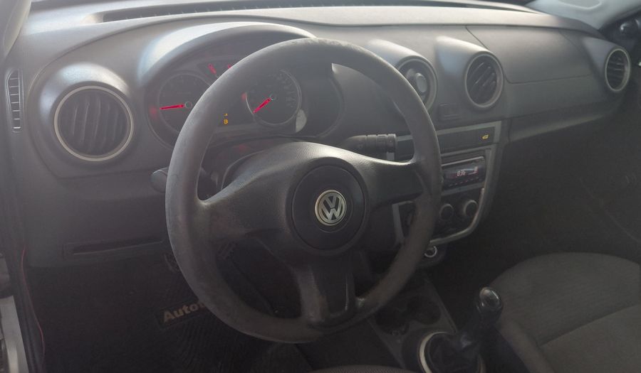 Volkswagen Voyage 1.6 COMFORTLINE Sedan 2011