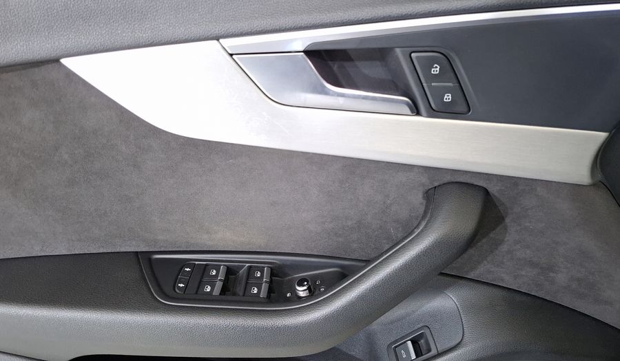 Audi A4 2.0 TFSI S LINE S-TRONIC Sedan 2017