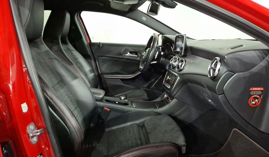 Mercedes Benz Clase Gla 2.0 GLA 250 SPORT DCT Suv 2020