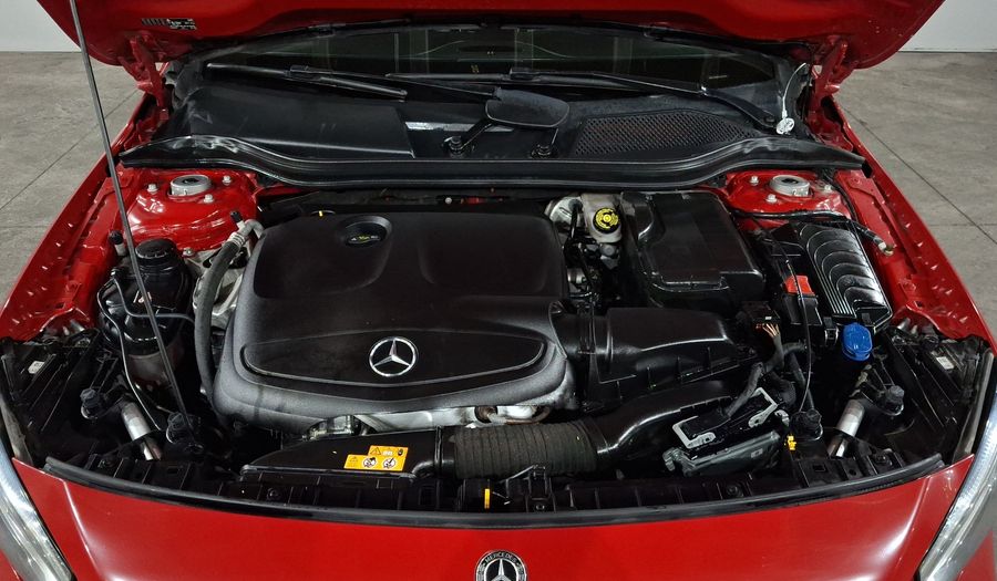 Mercedes Benz Clase Gla 2.0 GLA 250 SPORT DCT Suv 2020