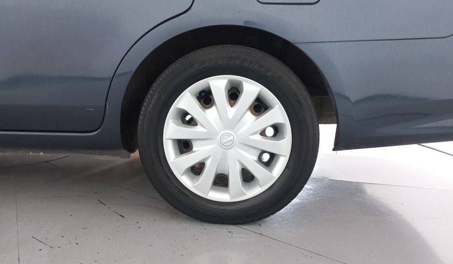 Nissan Versa 1.6 EXCLUSIVE TA AC Sedan 2015
