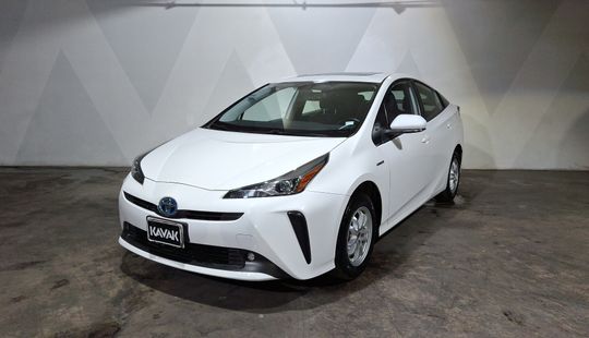 Toyota • Prius