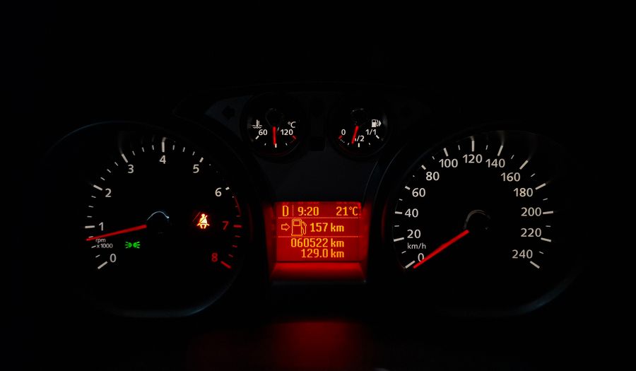 Ford Focus Ii 2.0 GHIA AUTO Hatchback 2013