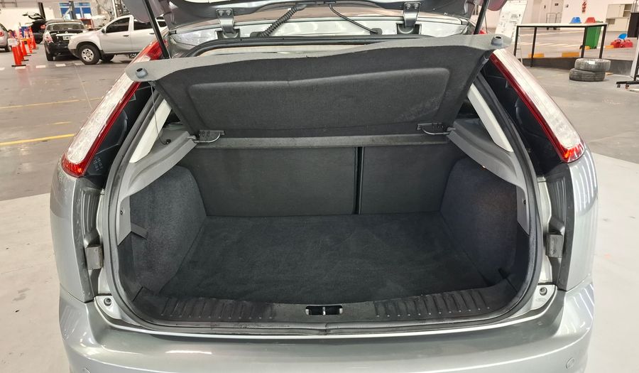 Ford Focus Ii 2.0 GHIA AUTO Hatchback 2013