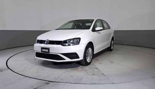 Volkswagen • Vento