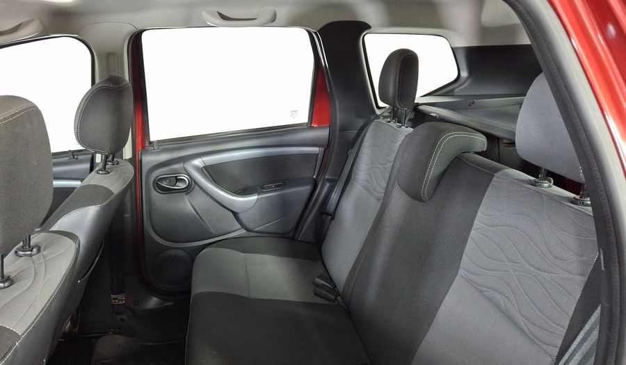 Renault Duster 2.0 DYNAMIQUE MEDIA NAV AT Suv 2015