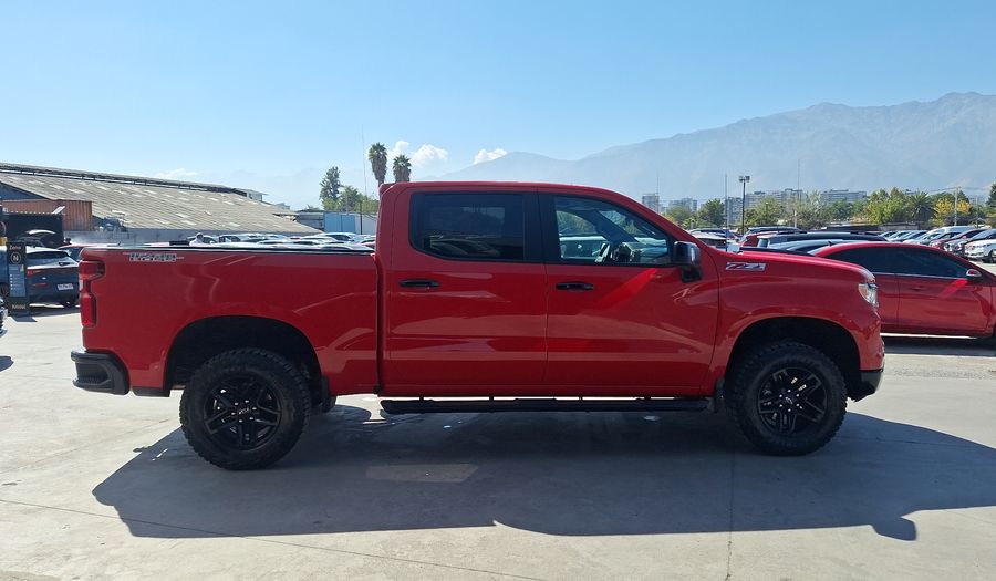 Chevrolet Silverado 5.3 AUTO LT TRAIL BOSS DC 4WD R Pickup 2025