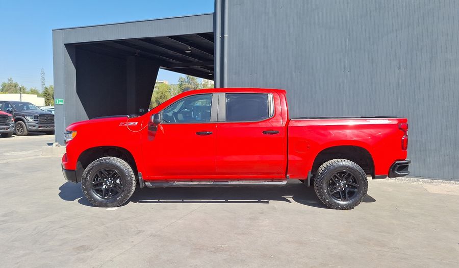 Chevrolet Silverado 5.3 AUTO LT TRAIL BOSS DC 4WD R Pickup 2025