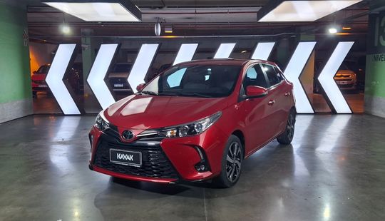 Toyota • Yaris