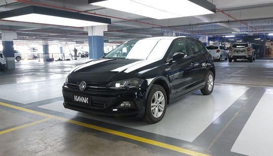 Volkswagen • Polo