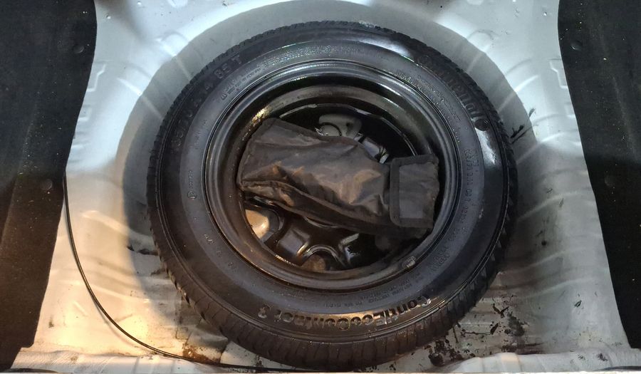 Renault Kwid 1.0 ICONIC Hatchback 2022