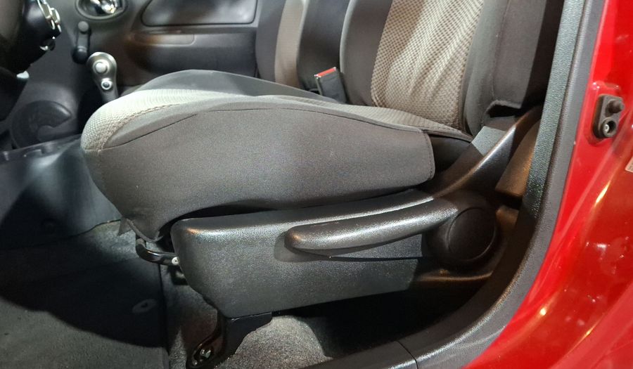 Nissan March 1.6 SENSE AT Hatchback 2015