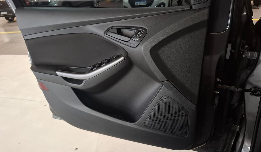 Ford Focus Iii 1.6 S Hatchback 2015