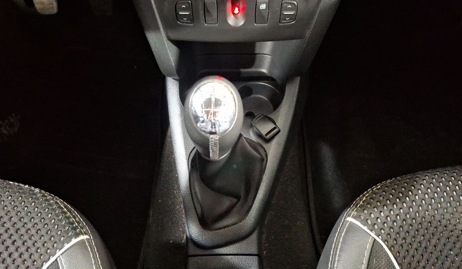 Renault Stepway 1.6 INTENS MT Hatchback 2019