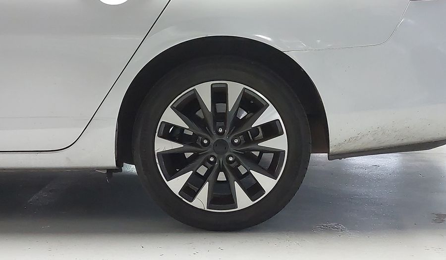 Nissan Sentra 2.0 SL CVT Sedan 2019