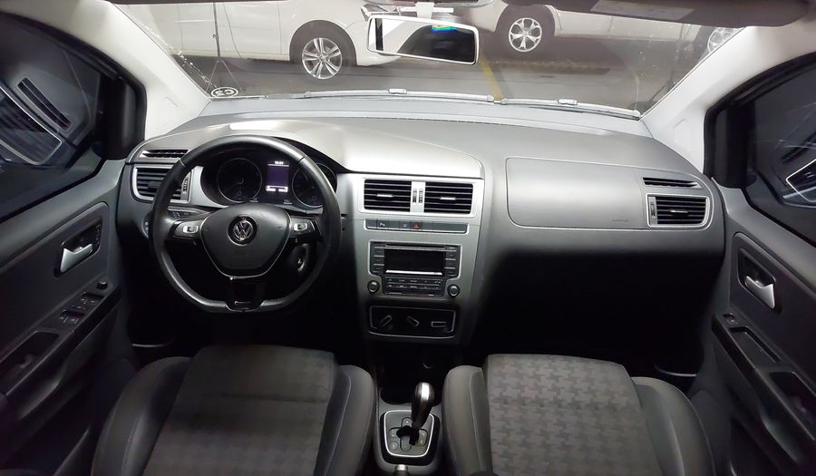 Volkswagen Fox 1.6 MSI TOTAL FLEX COMFORTLINE I-MOTION Hatchback 2016
