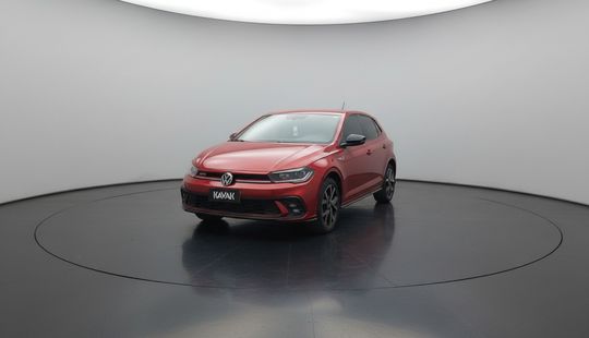 Volkswagen • Polo