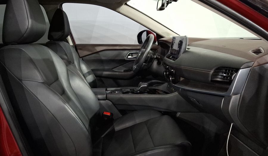 Nissan X-trail 2.5 PLATINUM 2 ROW CVT Suv 2026