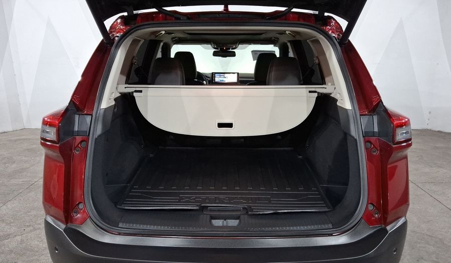 Nissan X-trail 2.5 PLATINUM 2 ROW CVT Suv 2026
