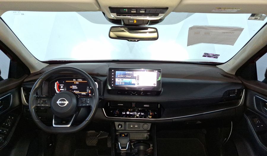 Nissan X-trail 2.5 PLATINUM 2 ROW CVT Suv 2026