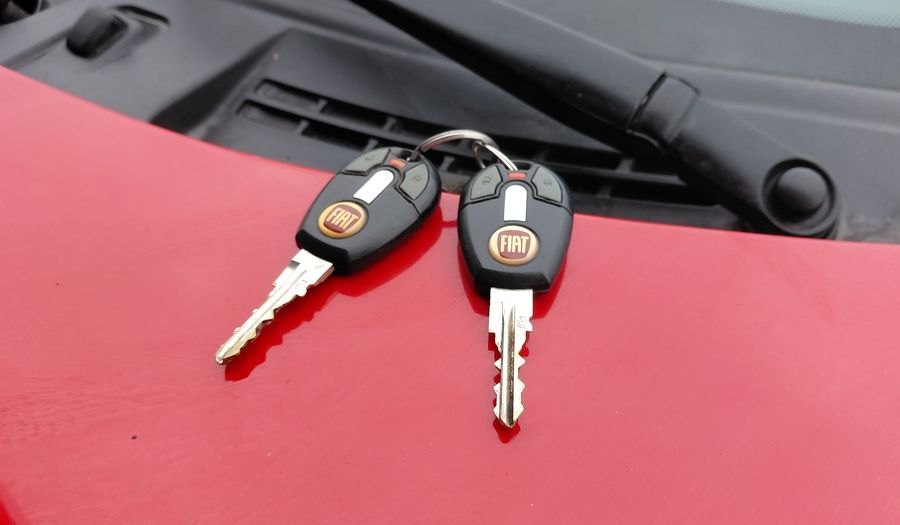 Fiat Uno 1.4 8V WAY 5P Hatchback 2014