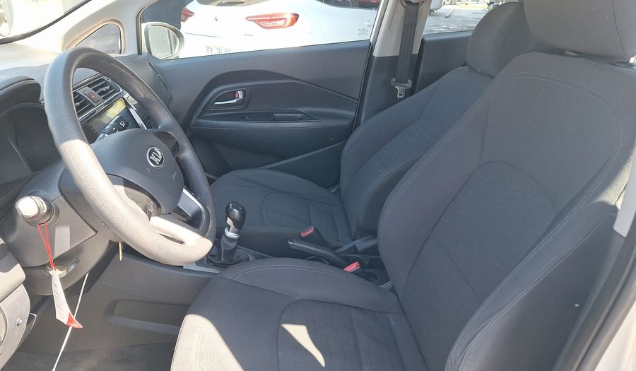 Kia Rio 5 1.4 EX 5HB Hatchback 2016