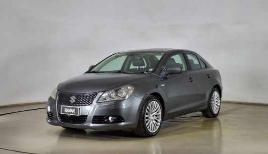 Suzuki • Kizashi