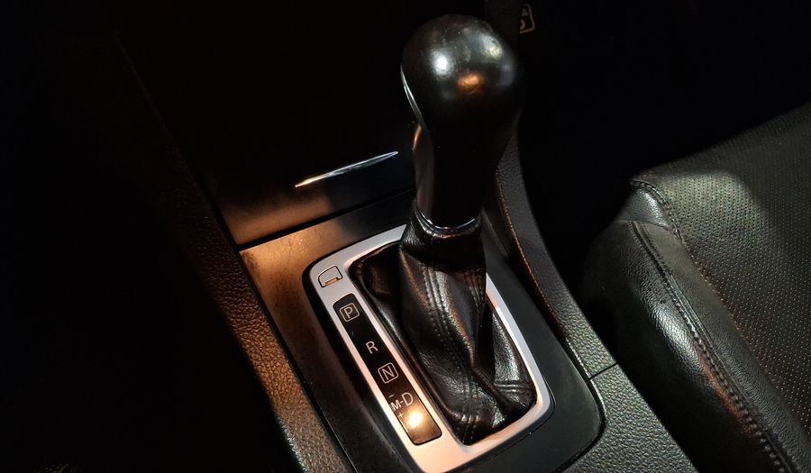 Suzuki Kizashi 2.4 GLX LIMITED CVT Sedan 2014