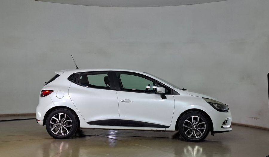 Renault Clio 1.2 EXPRESSION Hatchback 2019