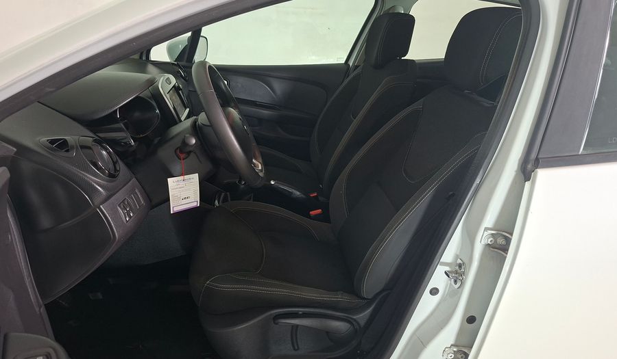 Renault Clio 1.2 EXPRESSION Hatchback 2019