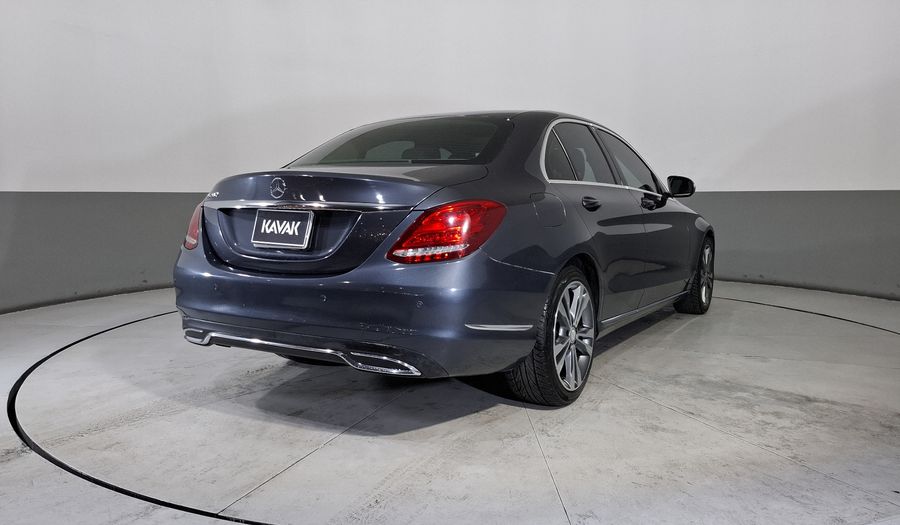 Mercedes Benz Clase C 2.0 200 CGI SPORT AT Sedan 2015