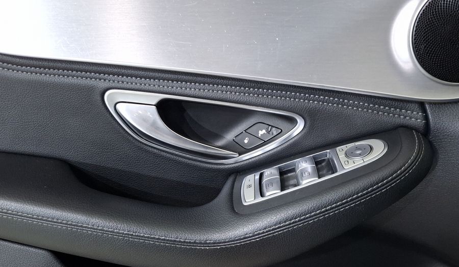 Mercedes Benz Clase C 2.0 200 CGI SPORT AT Sedan 2015