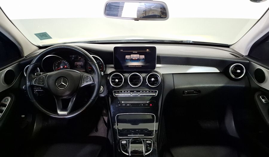 Mercedes Benz Clase C 2.0 200 CGI SPORT AT Sedan 2015