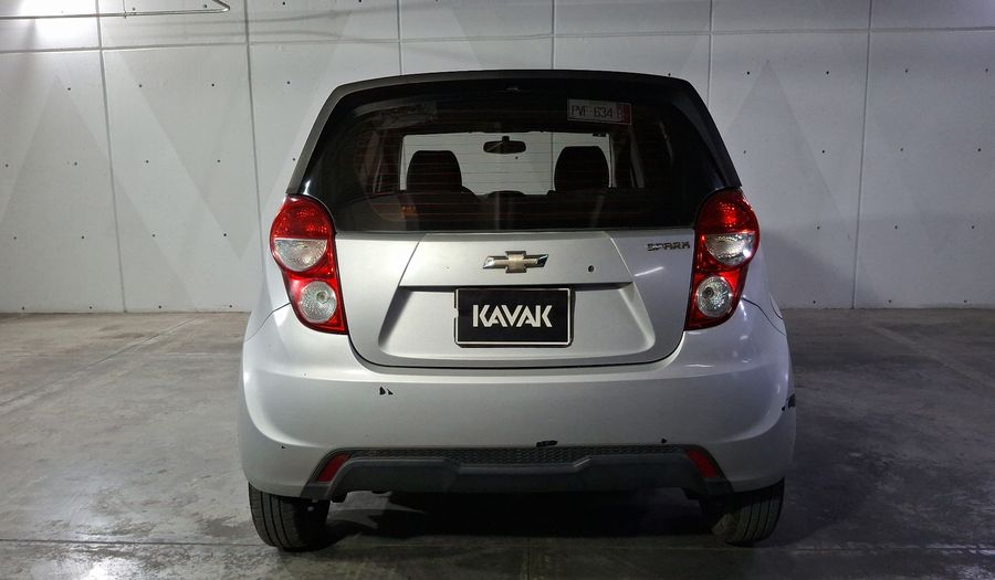 Chevrolet Spark 1.2 LT B MT Hatchback 2015