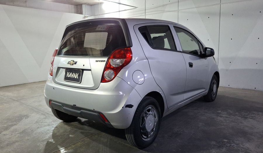 Chevrolet Spark 1.2 LT B MT Hatchback 2015