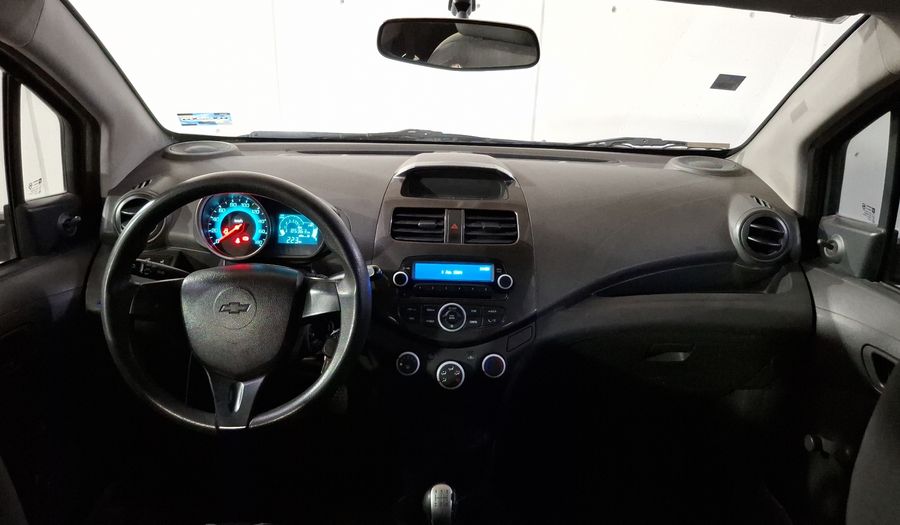 Chevrolet Spark 1.2 LT B MT Hatchback 2015