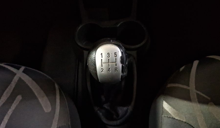 Chevrolet Spark 1.2 LT B MT Hatchback 2015