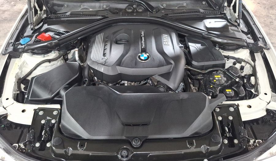 Bmw Serie 3 2.0 330IA LUXURY LINE AUTO Sedan 2017