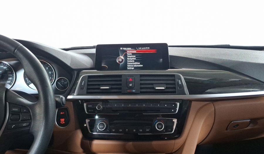 Bmw Serie 3 2.0 330IA LUXURY LINE AUTO Sedan 2017