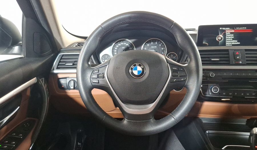 Bmw Serie 3 2.0 330IA LUXURY LINE AUTO Sedan 2017
