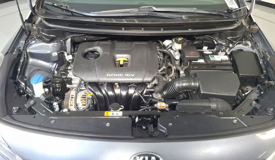 Kia Forte 2.0 EX AUTO Hatchback 2018