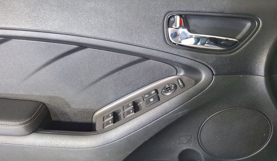 Kia Forte 2.0 EX AUTO Hatchback 2018